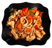 Кальмар с овощами