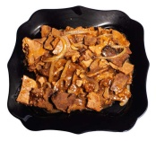 Говядина тушеная с луком